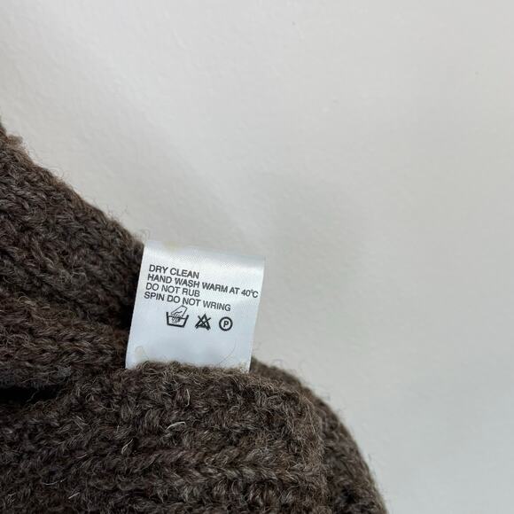 Irish Fisherman Cable Knit Aran Wool Waistcoat sweater Vest Ireland Brown Mens - Picture 9 of 9